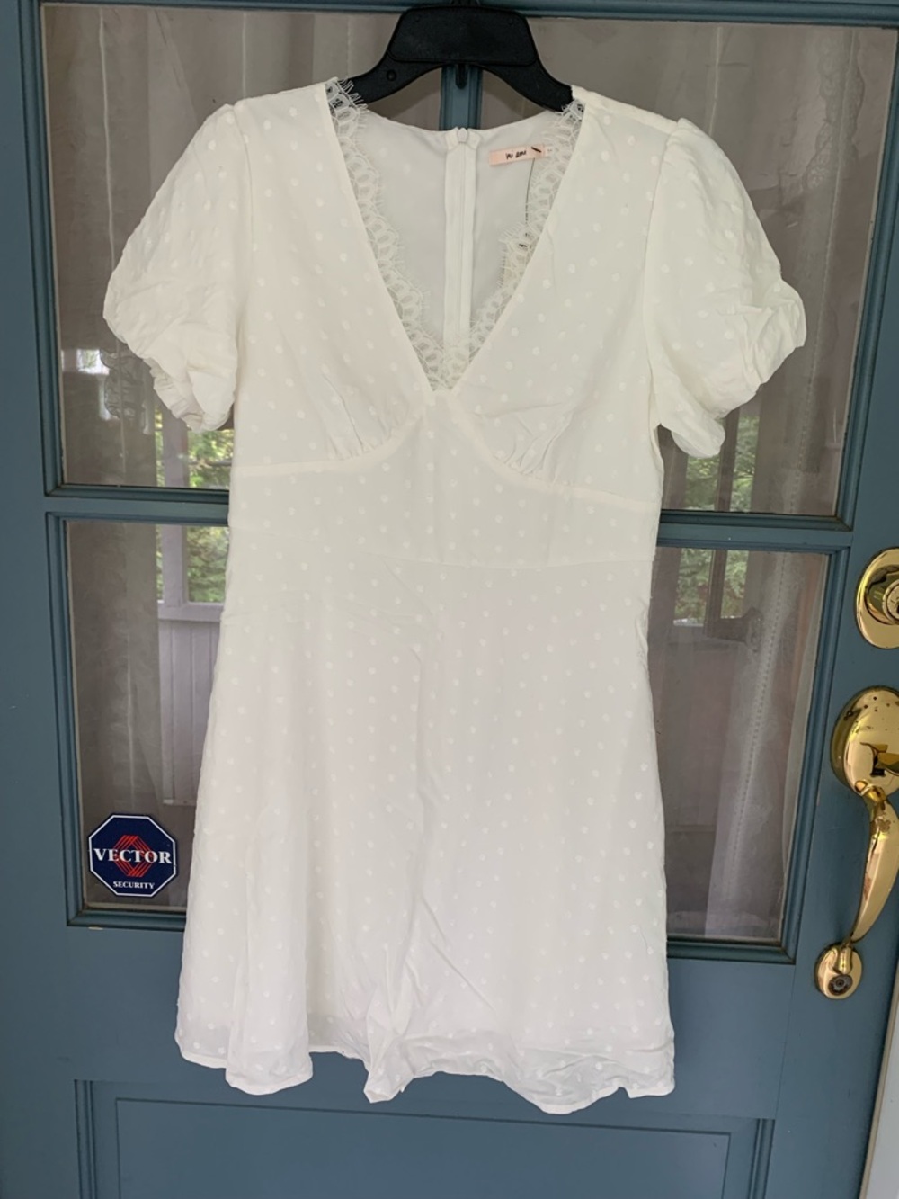 Francesca’s miami White Swiss Dot Lace-Trim Midi Dress 👗 Size Medium  NWT!